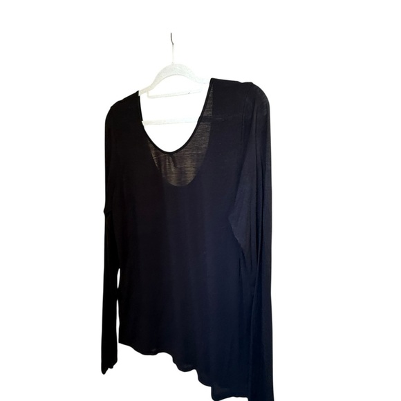 Riller & Fount Classic Black Blouse - Picture 5 of 6